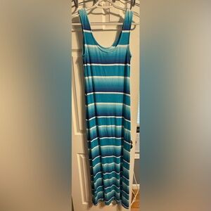 Merona Ocean Blue Maxi Dress. Sz S
2 Tiny Holes. Worn Once